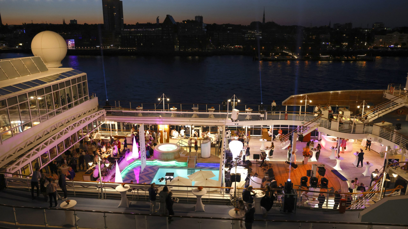 RA_6740-Foto-Hapag-Lloyd-Cruises-scaled.jpg
