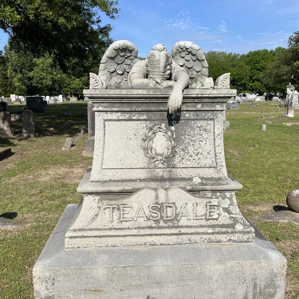Columbus_Friendship_Cemetery_Weeping_Angel_Of_Grief_Foto_Ulrike_Wirtz