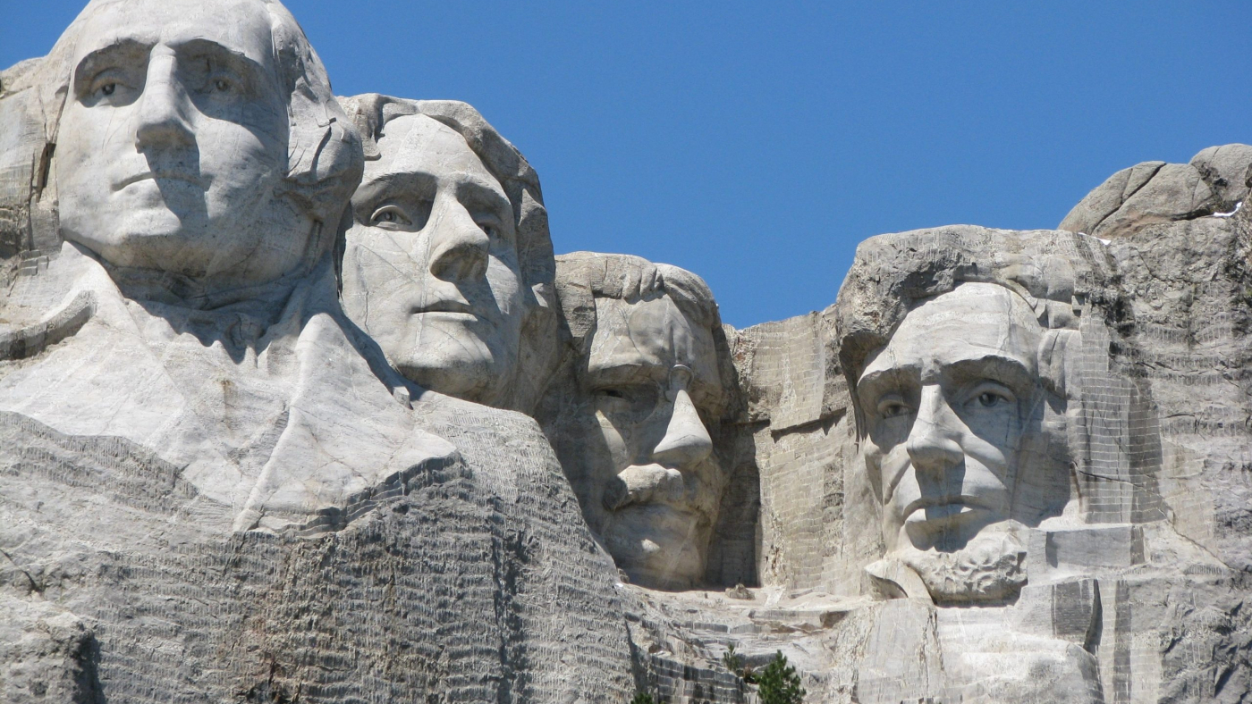 mount-rushmore-1681350-scaled.jpg