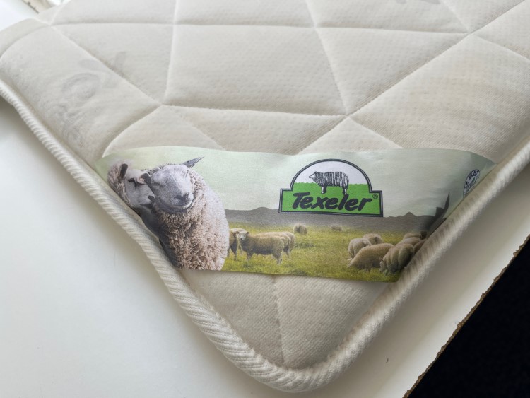 TexelWool-Bettdecke Foto Ulrike Wirtz 6522.jpg