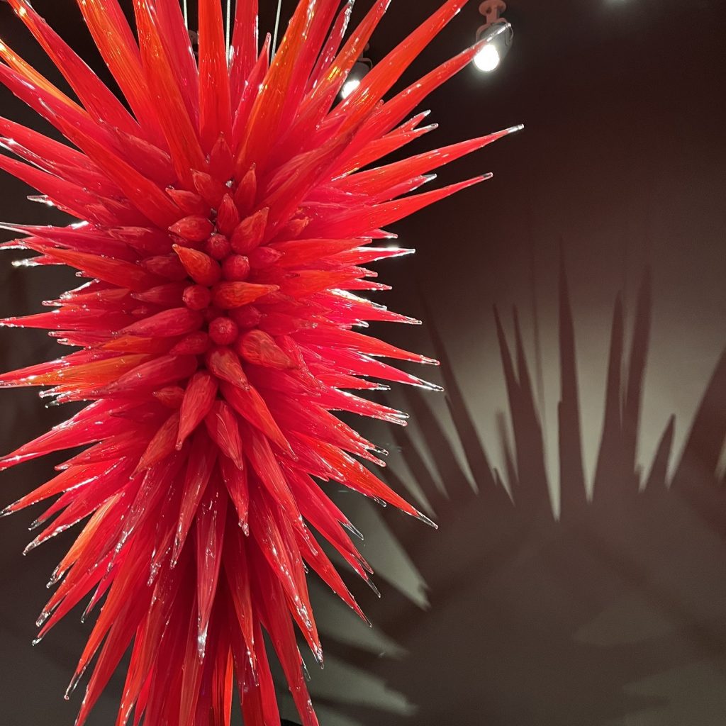 Chihulys Leuchter Ruby Red Icicle Chandelier Foto Ulrike Wirtz 