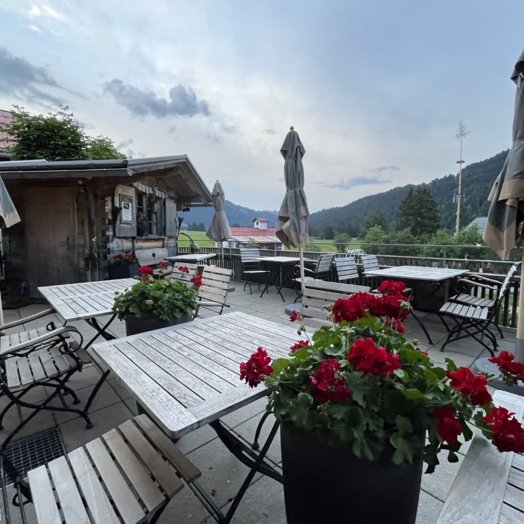 Nur eine der Terrassen im Hubertus Foto Ulrike Wirtz