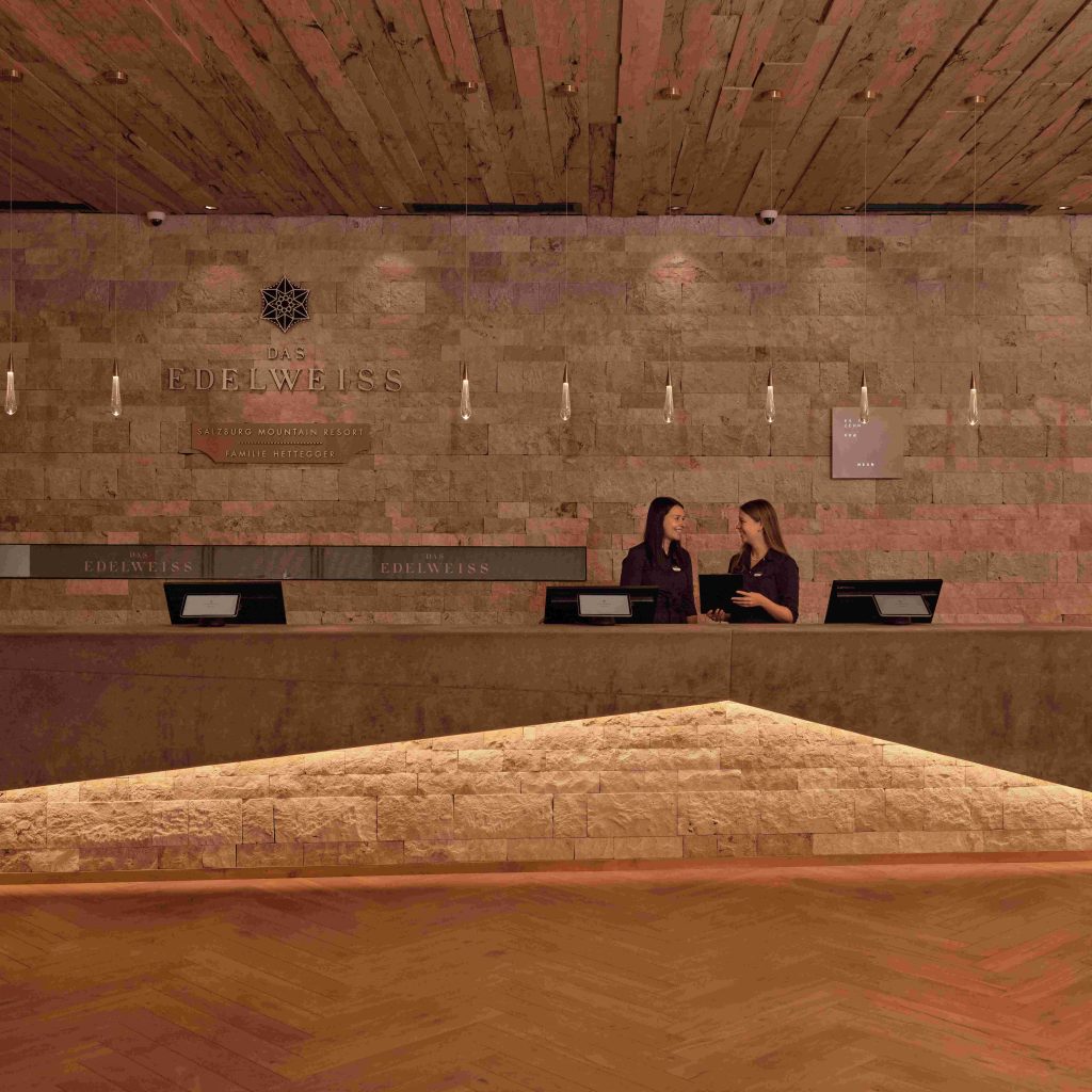 Alpiner Luxus in der Lobby